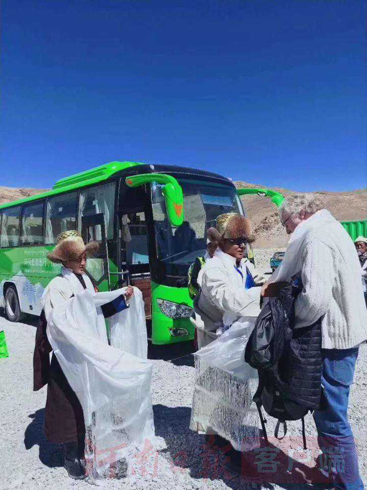 宇通纯电动客车在珠峰安全运营超1000天