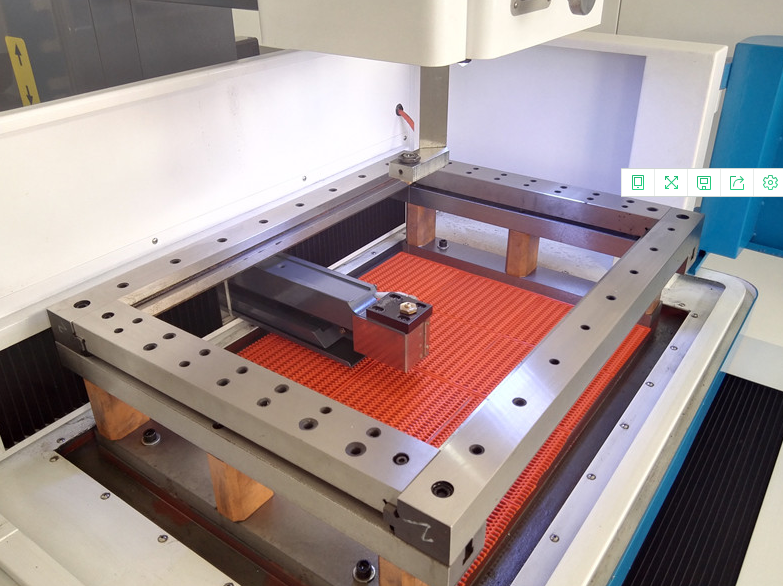 中走丝线切割的定义和原理