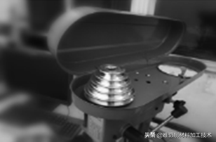 机械加工中的台式钻床调速的设计改进