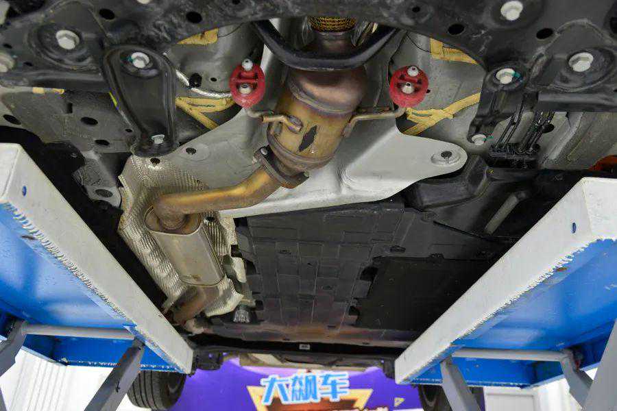 吉利帝豪L雷神混动：敢动底盘不容易