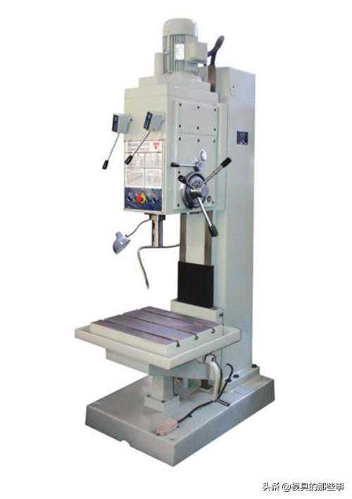 立式钻床的特点