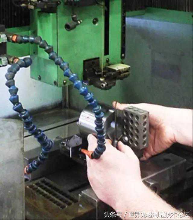 什么是电火花加工，你明白它的原理吗？