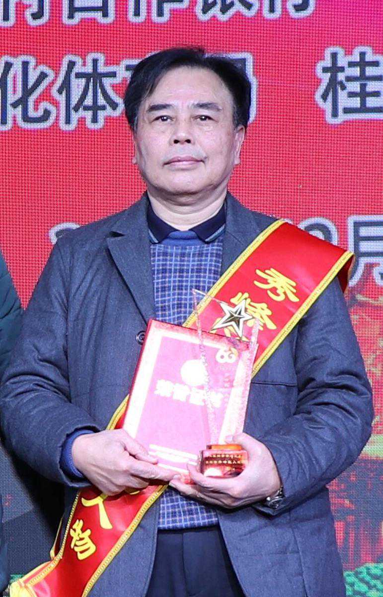 “乘风破浪”的“掌舵人”——访秀峰区“十大模范人物”获得者、桂林桂北机器有限责任公司董事长利汉棠