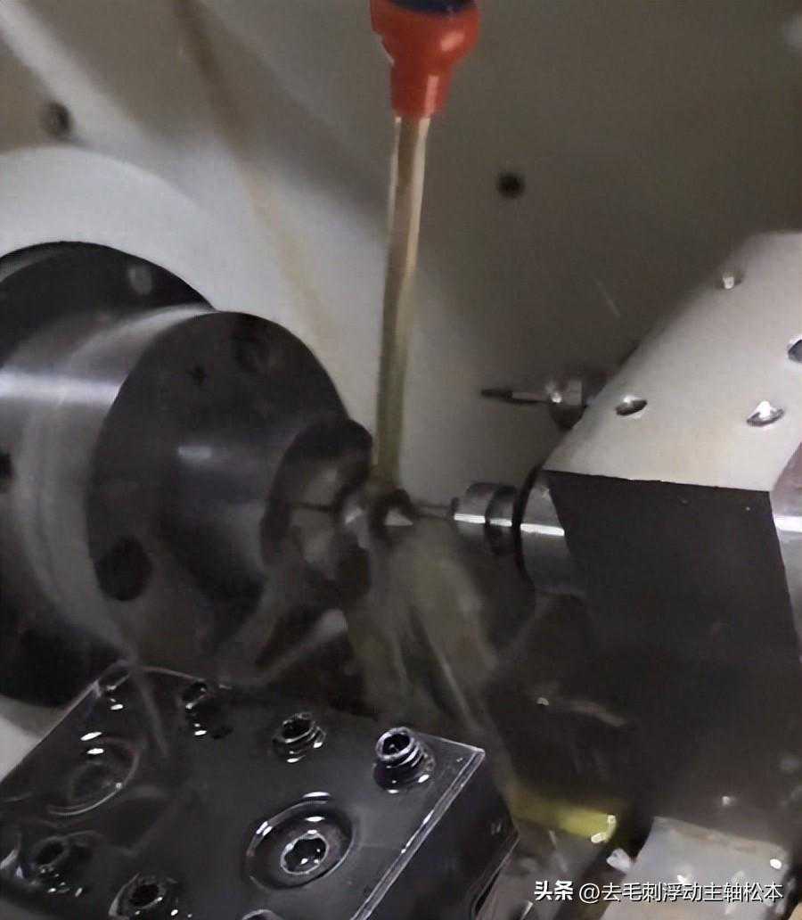 铜零部件铣槽加工，13000转排刀机高速电主轴可加工