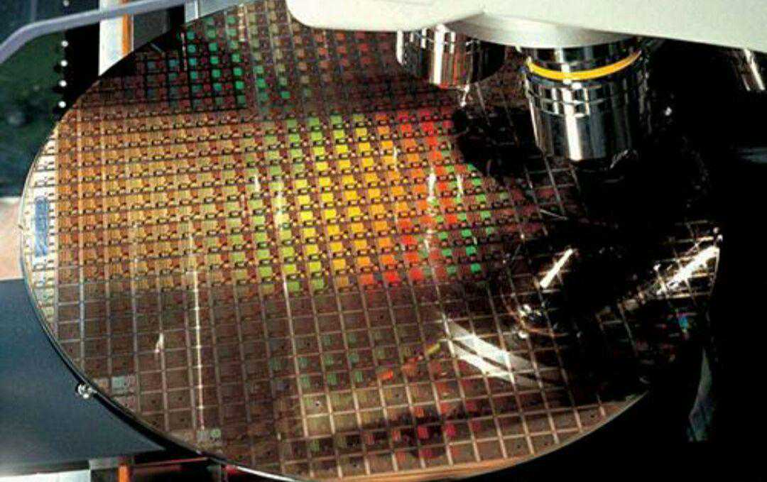 我国企业成功研发超精密纳米光学磨床，三次打破西方技术封锁