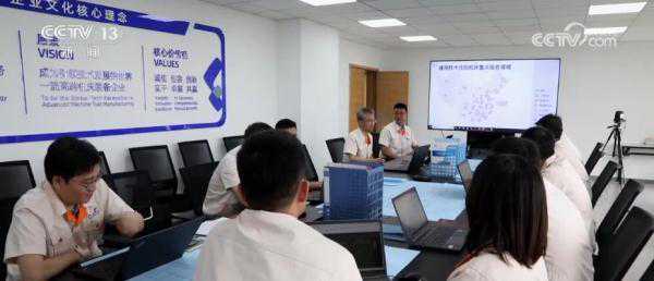 一“床”“跃龙门”！突破0.01毫米，核心关键技术不断超越