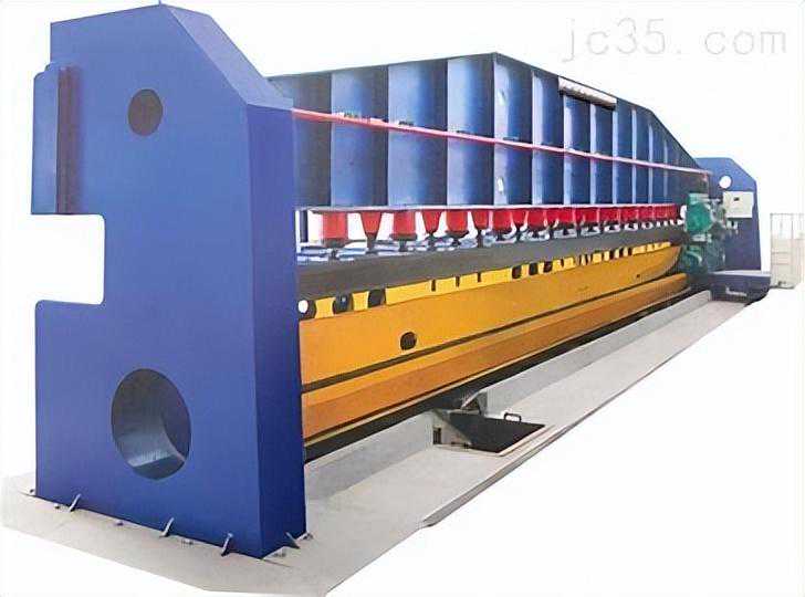 边缘刨床雕琢木材的艺术，提高加工效率，承载丰富的历史文化内涵