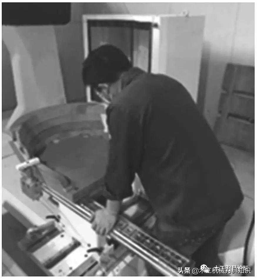 家具生产制造车间数控木工机床操作步骤及操作动作